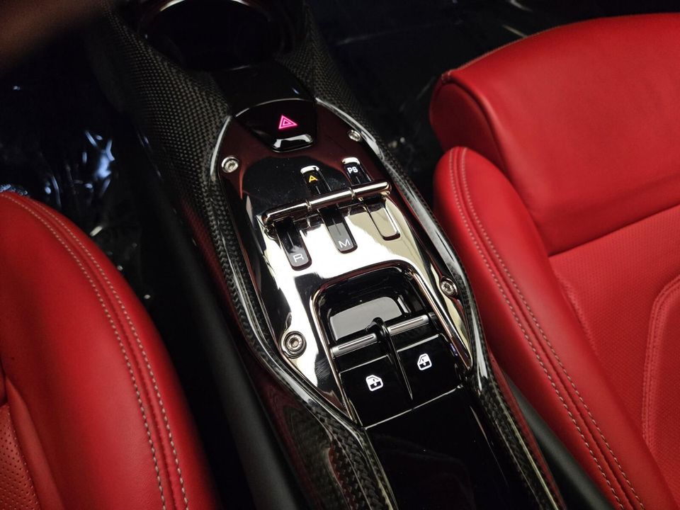 2022 Ferrari 296 GTB