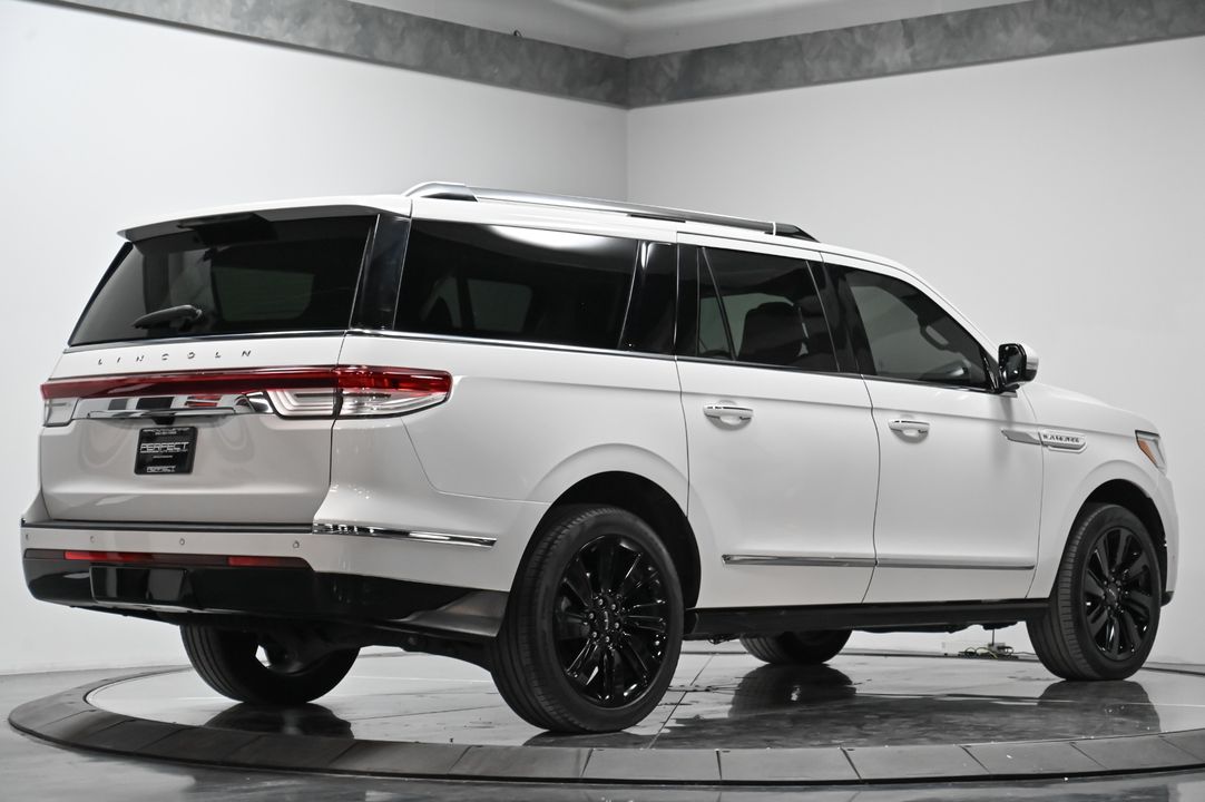 2022 Lincoln Navigator