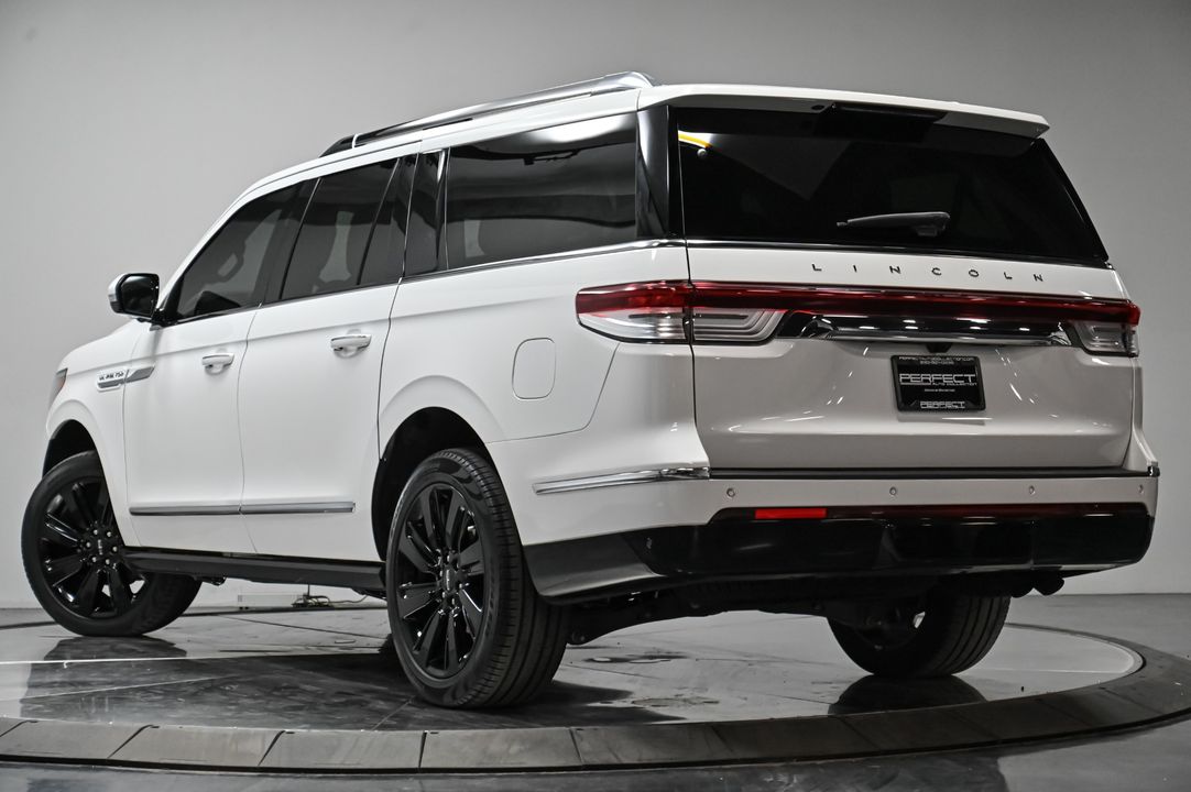 2022 Lincoln Navigator