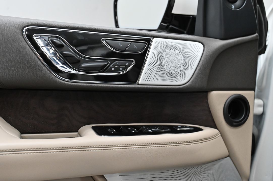 2022 Lincoln Navigator