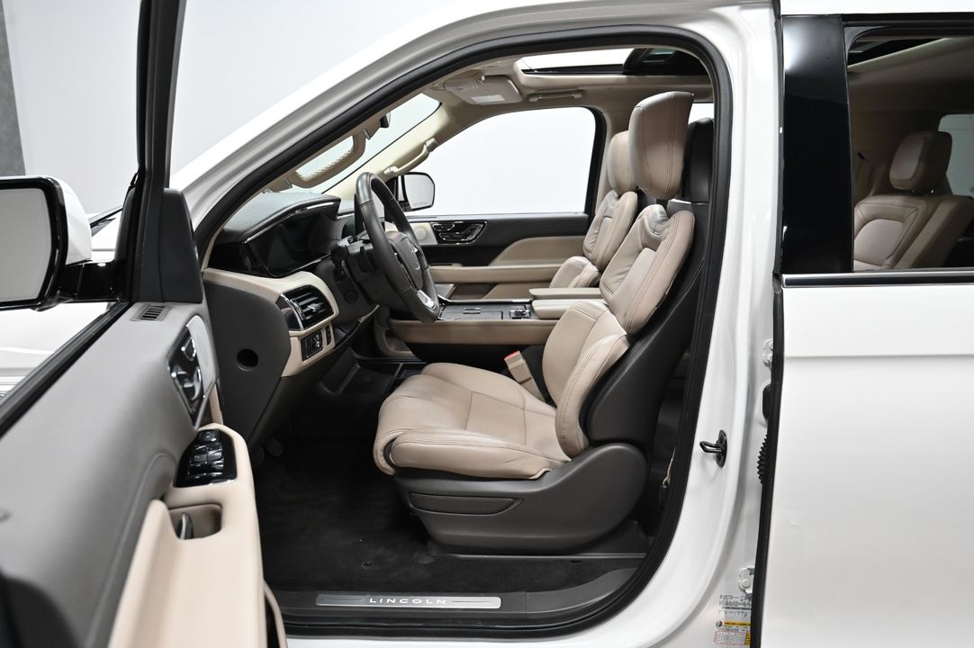 2022 Lincoln Navigator