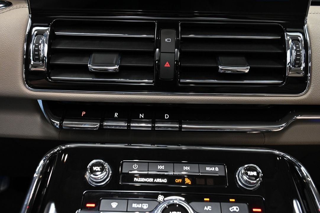 2022 Lincoln Navigator