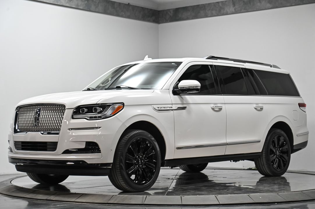 2022 Lincoln Navigator