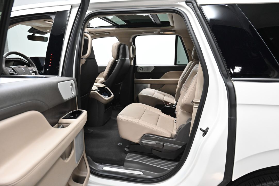 2022 Lincoln Navigator