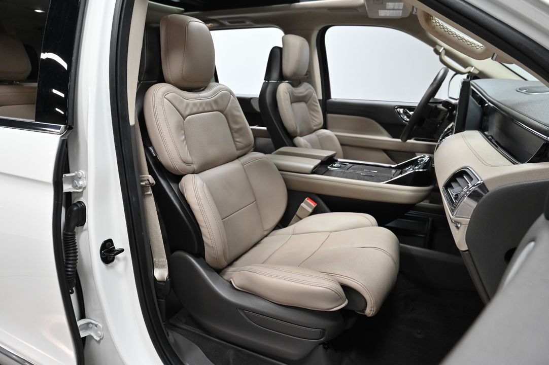 2022 Lincoln Navigator