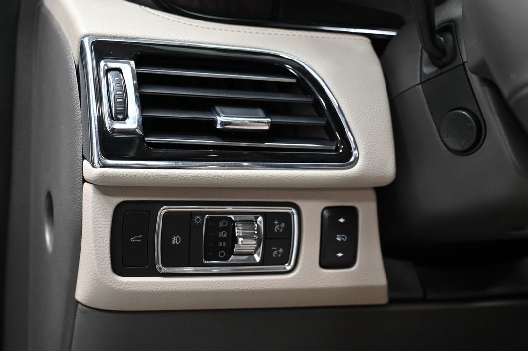 2022 Lincoln Navigator