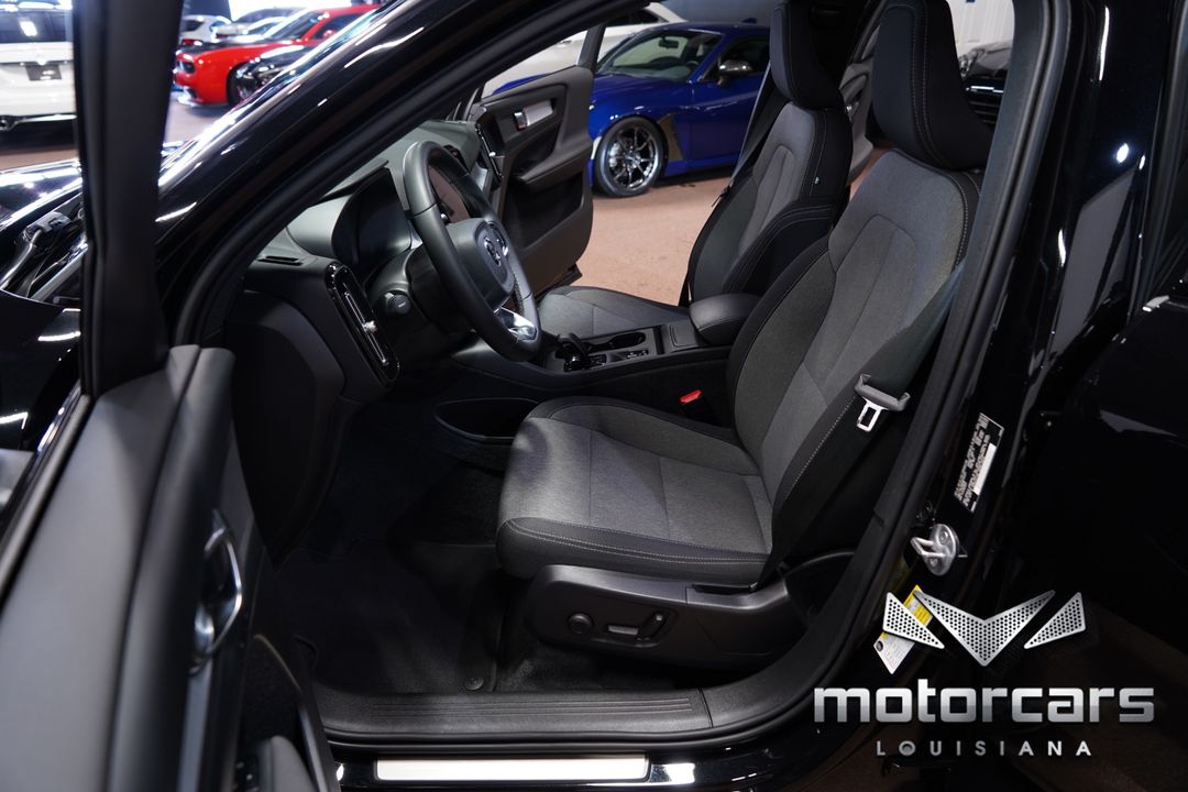 2024 Volvo XC40