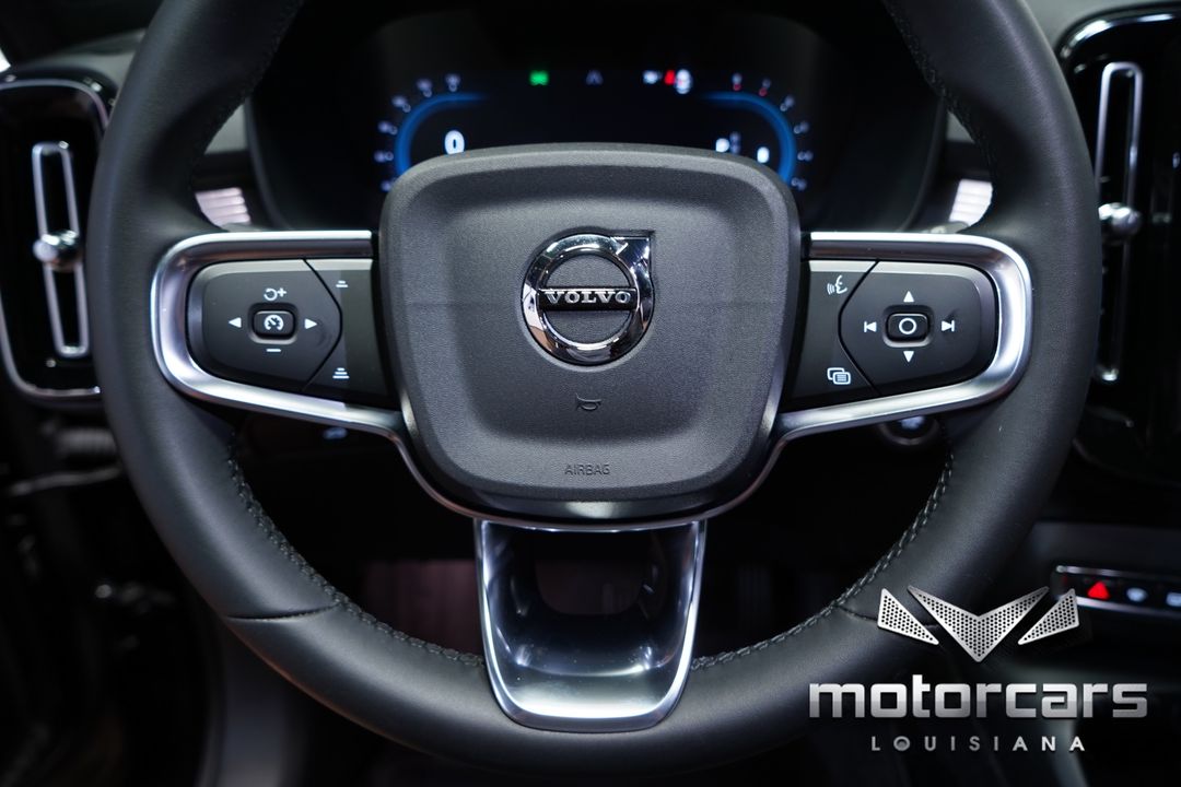 2024 Volvo XC40