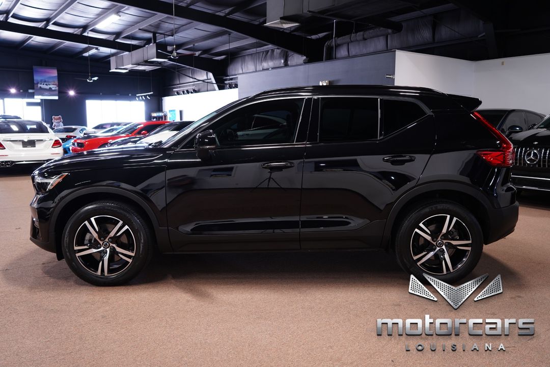 2024 Volvo XC40