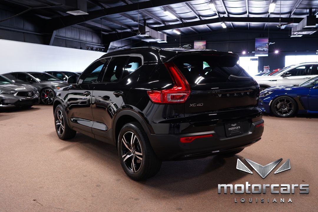 2024 Volvo XC40