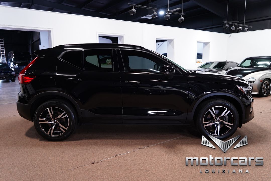 2024 Volvo XC40