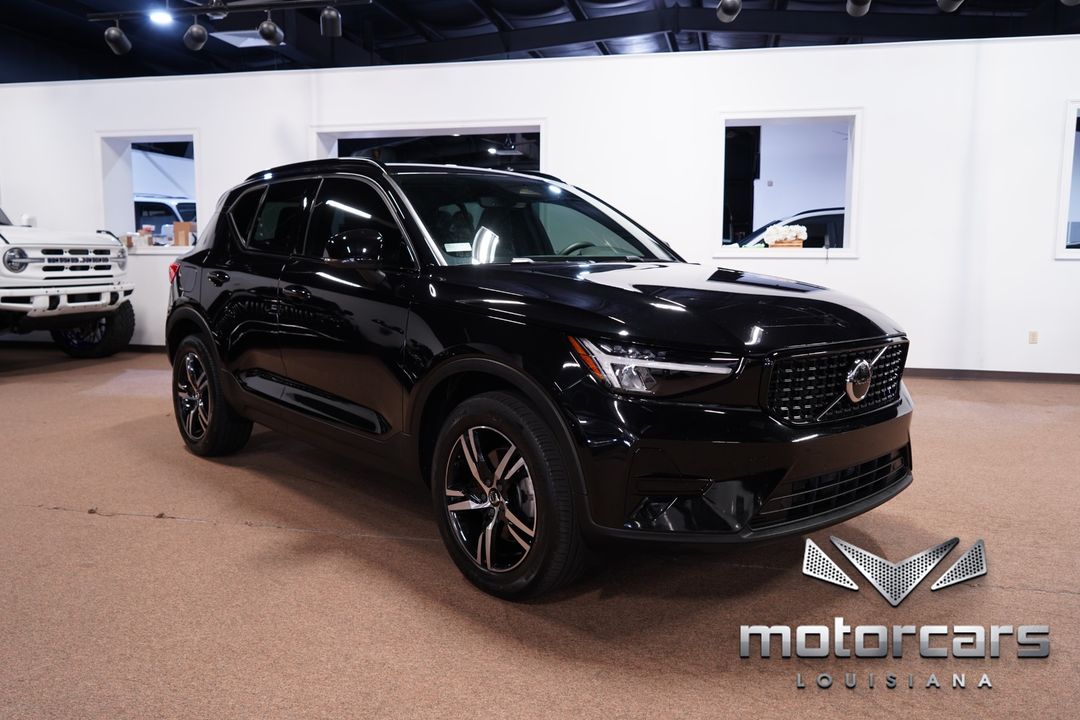 2024 Volvo XC40