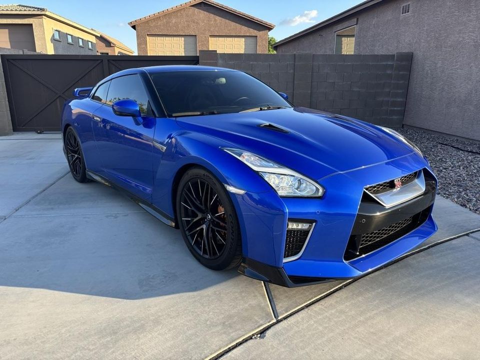 2021 Nissan GT-R