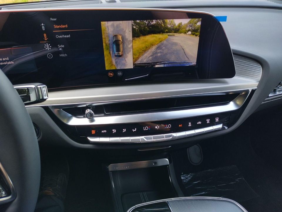 2025 Cadillac LYRIQ