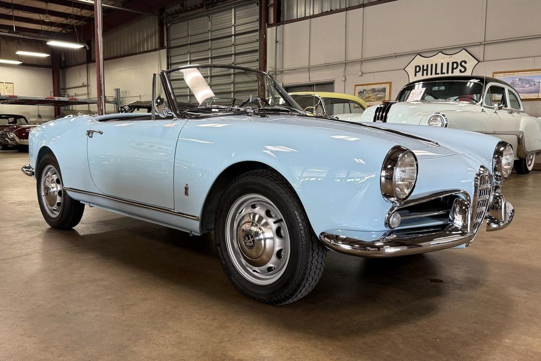 1960 Alfa Romeo Giuletta Spider Veloce
