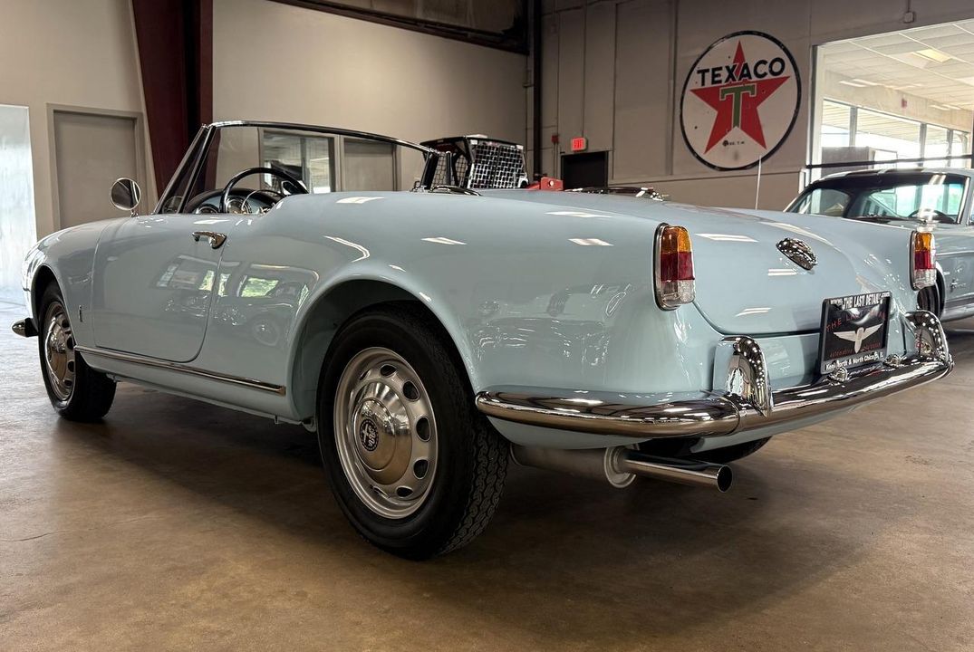 1960 Alfa Romeo Giuletta Spider Veloce
