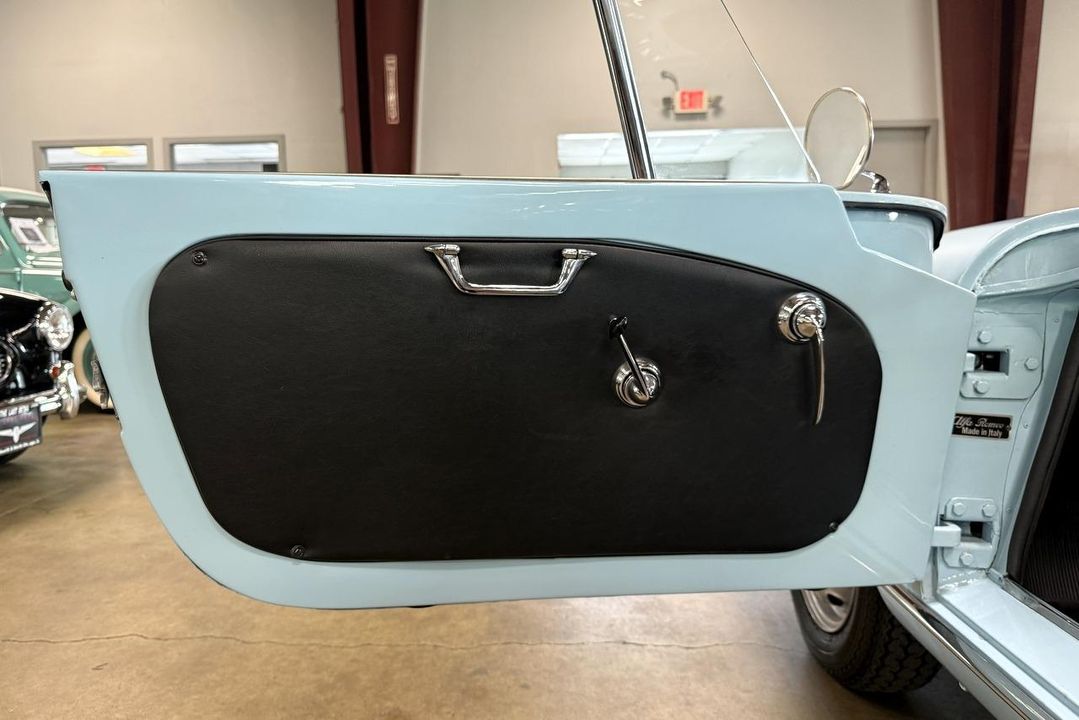 1960 Alfa Romeo Giuletta Spider Veloce