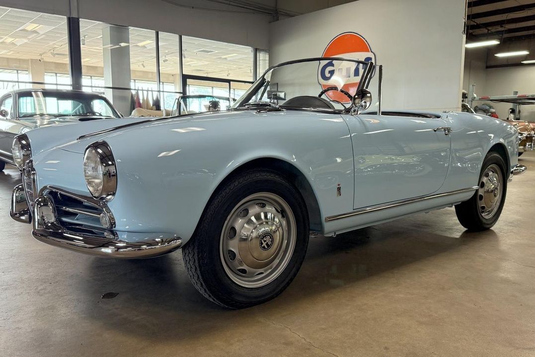 1960 Alfa Romeo Giuletta Spider Veloce