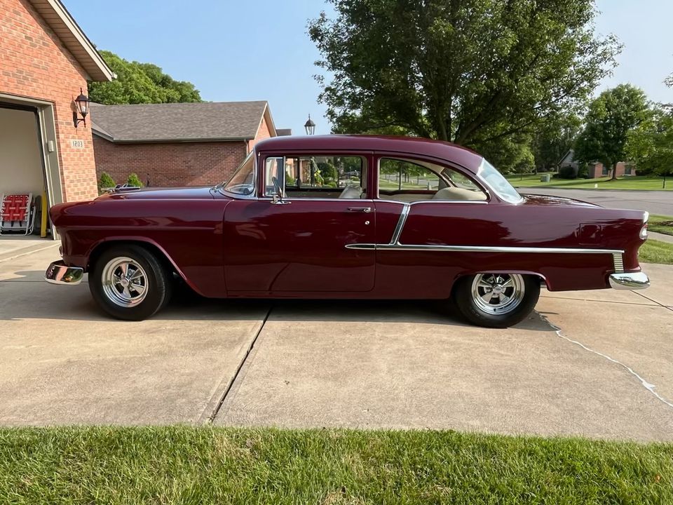 1955 Chevrolet 210 Post