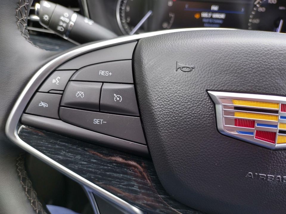 2025 Cadillac XT5