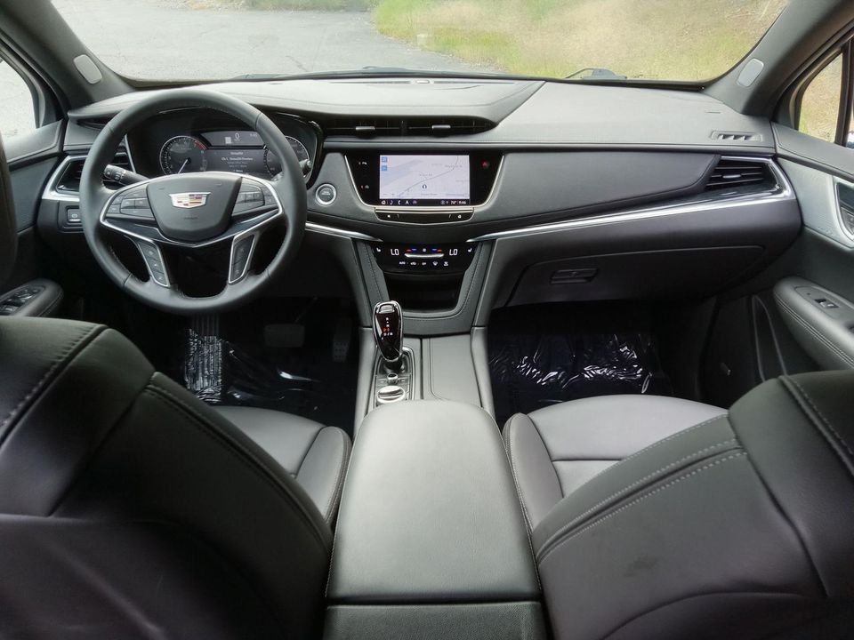 2025 Cadillac XT5
