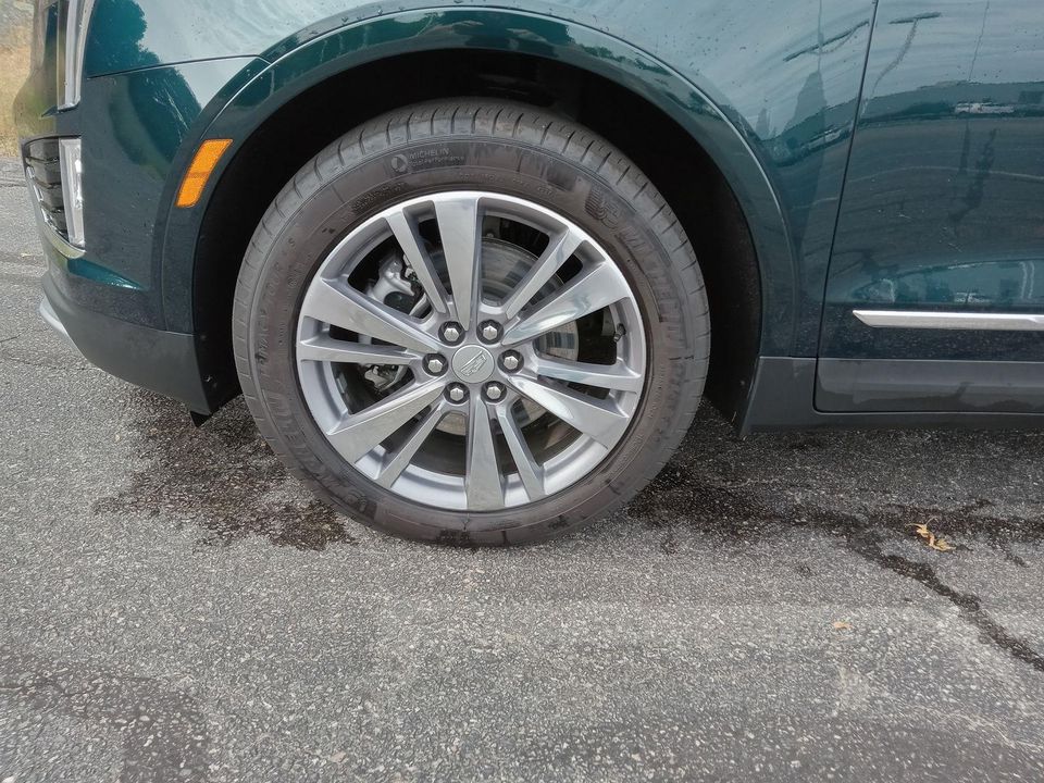 2025 Cadillac XT5