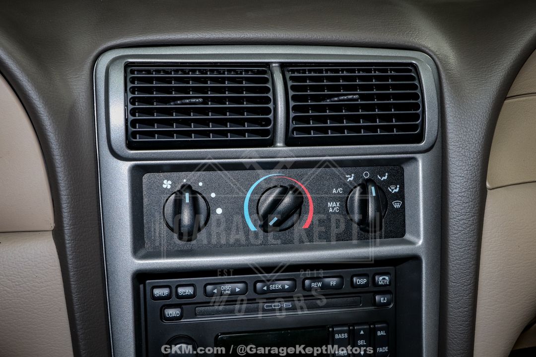 2003 Ford Mustang