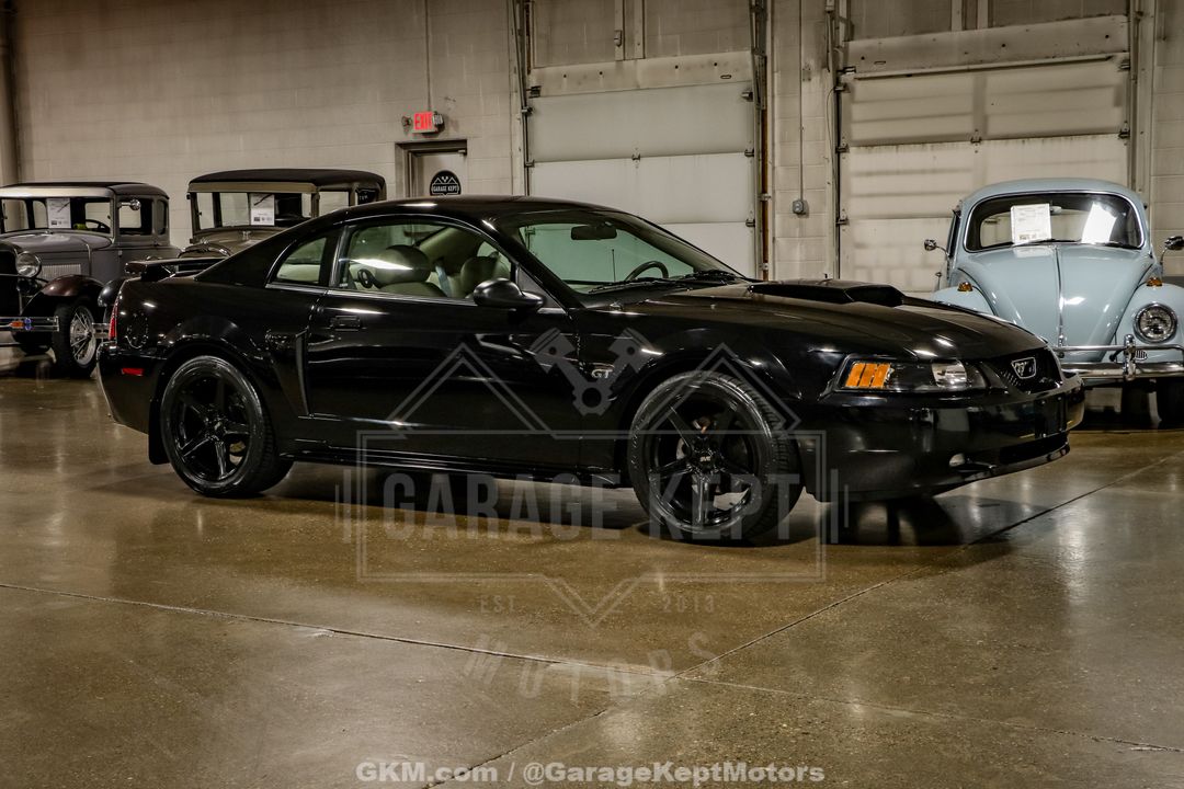 2003 Ford Mustang
