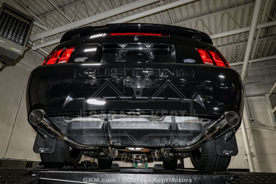 2003 Ford Mustang