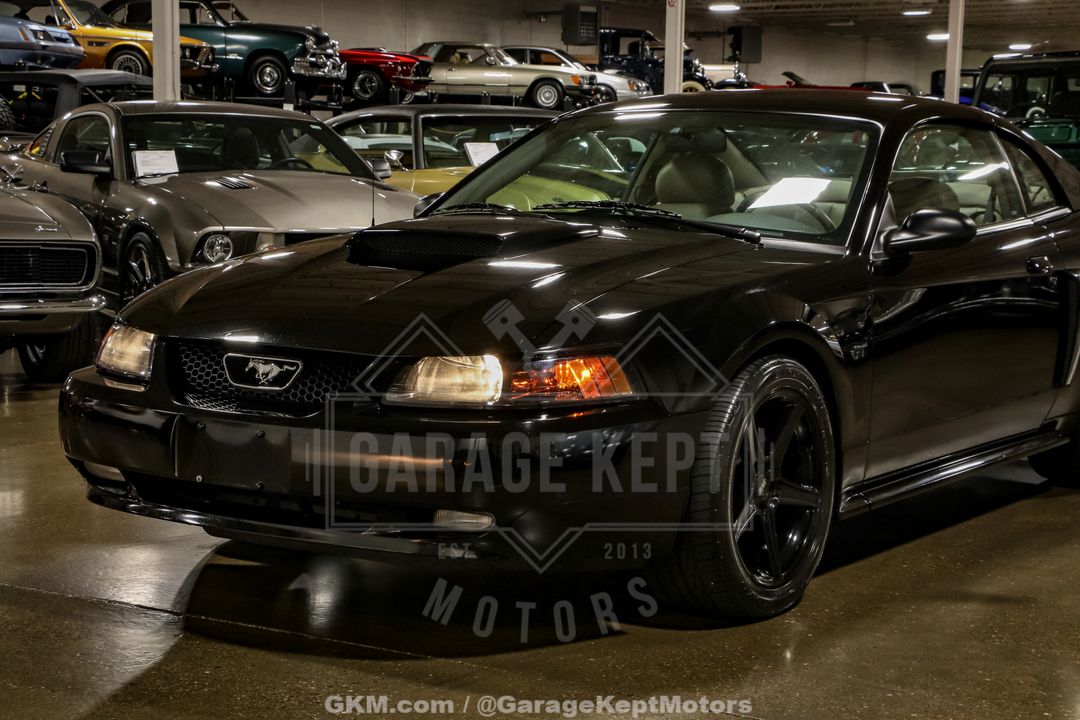 2003 Ford Mustang