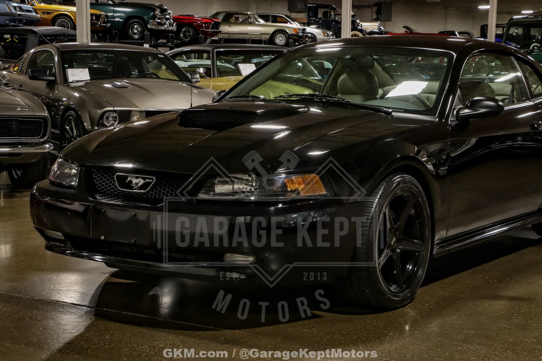 2003 Ford Mustang