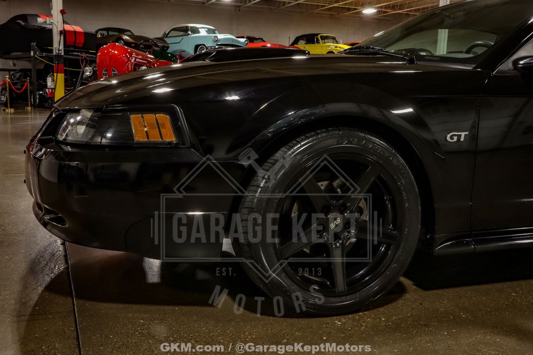 2003 Ford Mustang