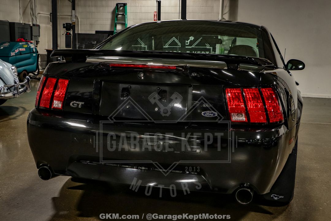 2003 Ford Mustang