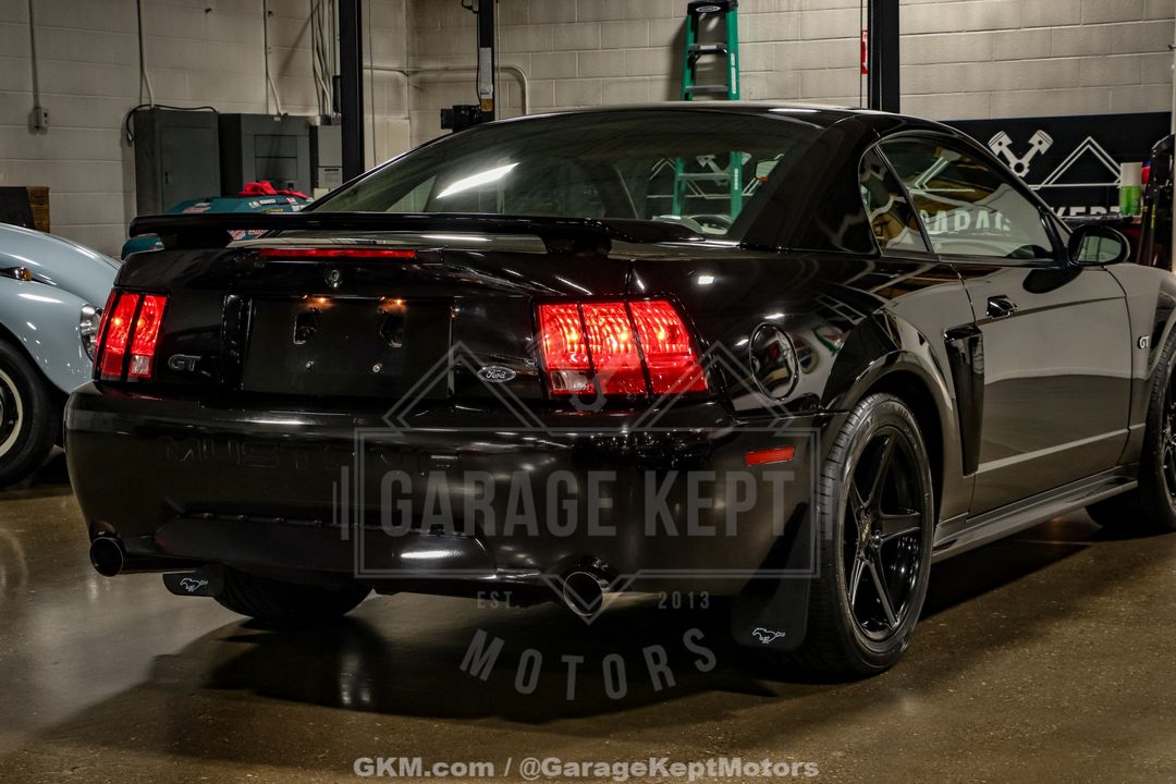 2003 Ford Mustang