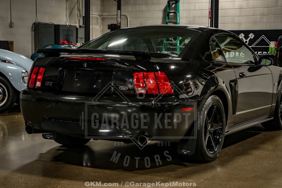 2003 Ford Mustang