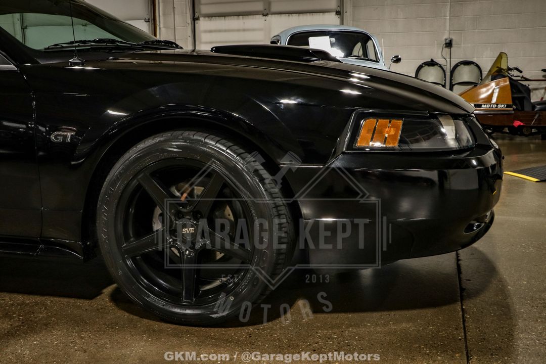 2003 Ford Mustang