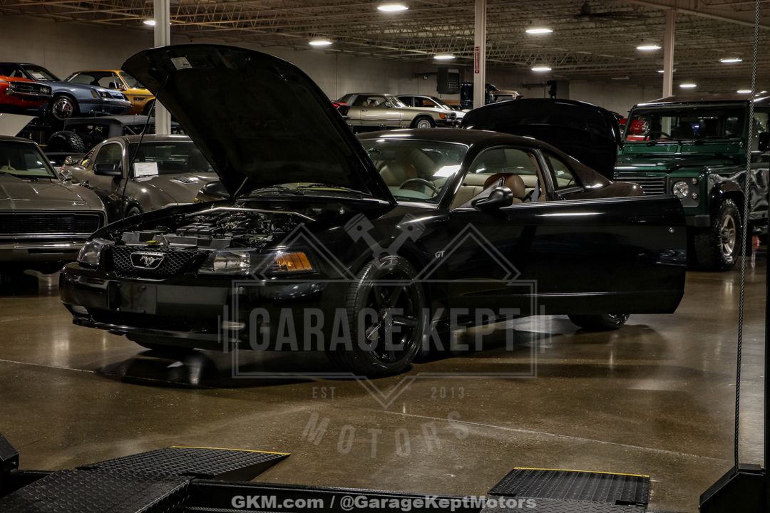 2003 Ford Mustang