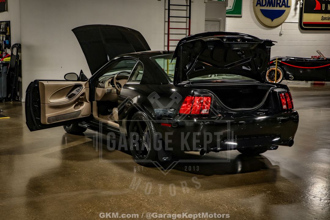 2003 Ford Mustang