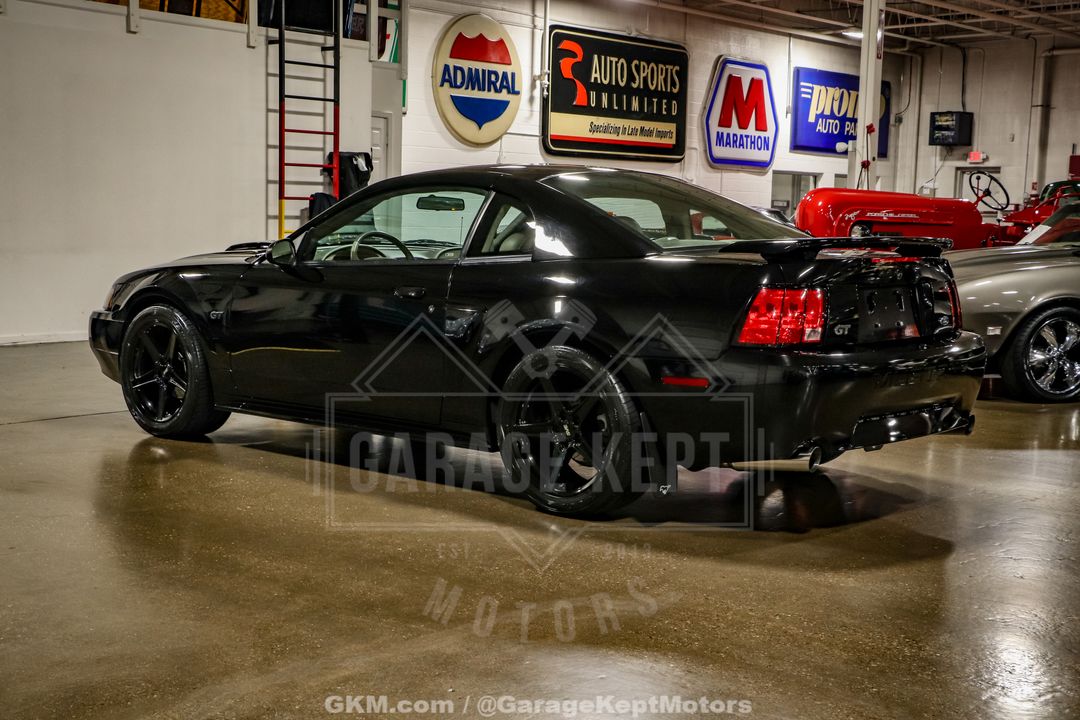 2003 Ford Mustang