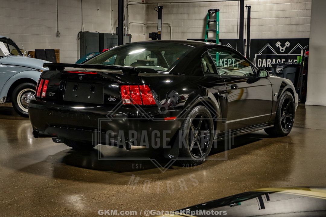 2003 Ford Mustang
