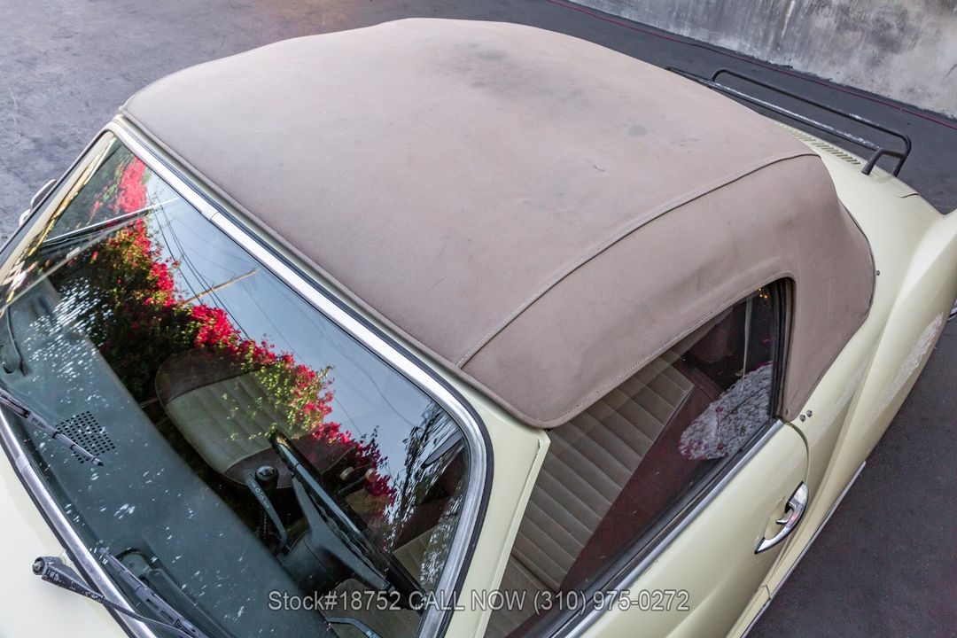 1973 Volkswagen Karmann Ghia