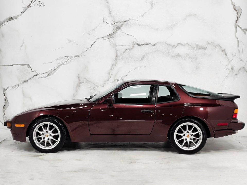 1987 Porsche 944