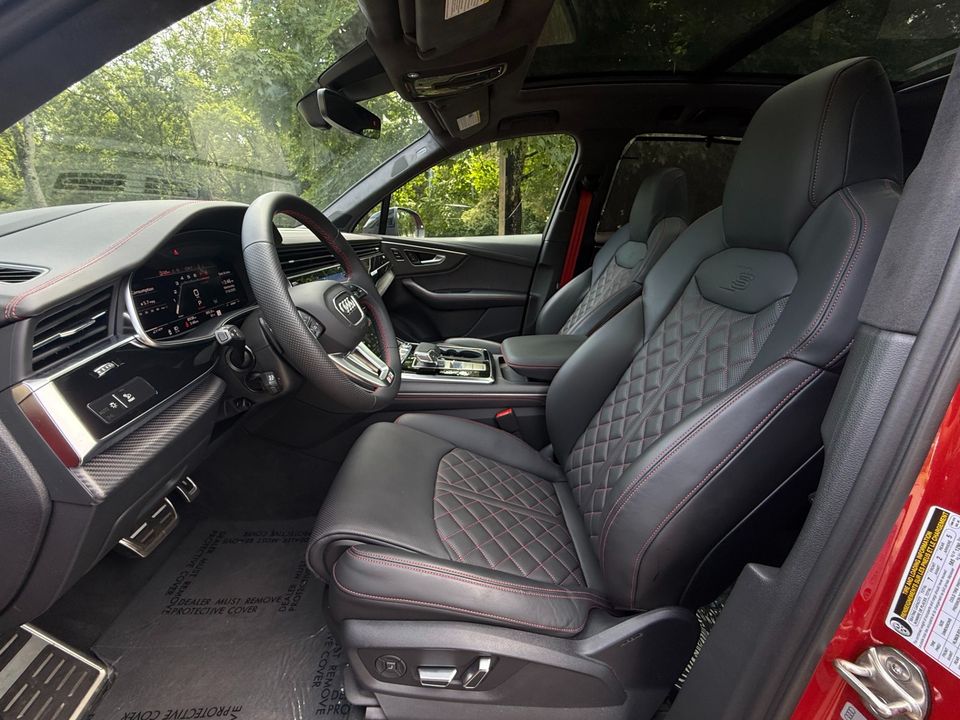 2025 Audi SQ7