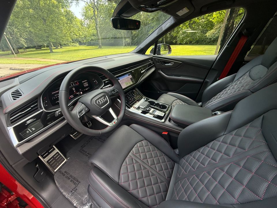 2025 Audi SQ7