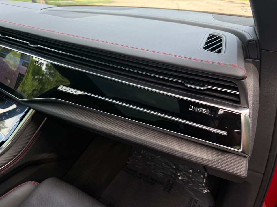 2025 Audi SQ7