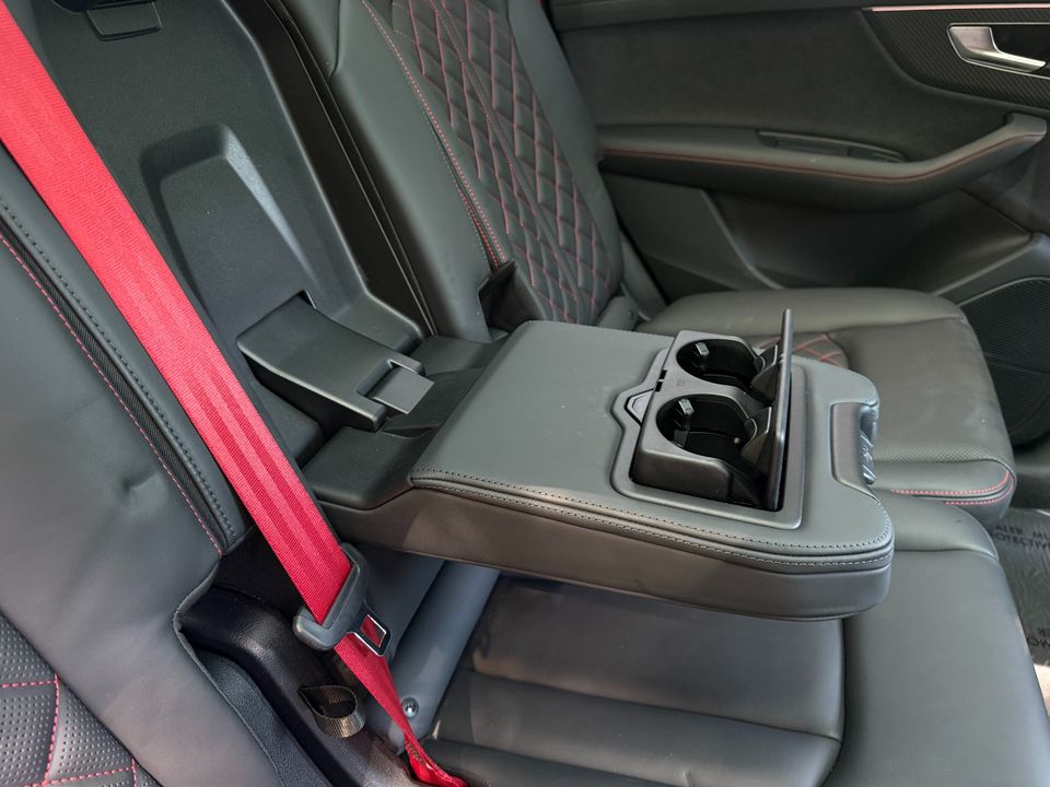 2025 Audi SQ7