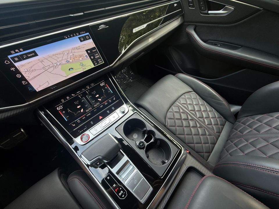 2025 Audi SQ7