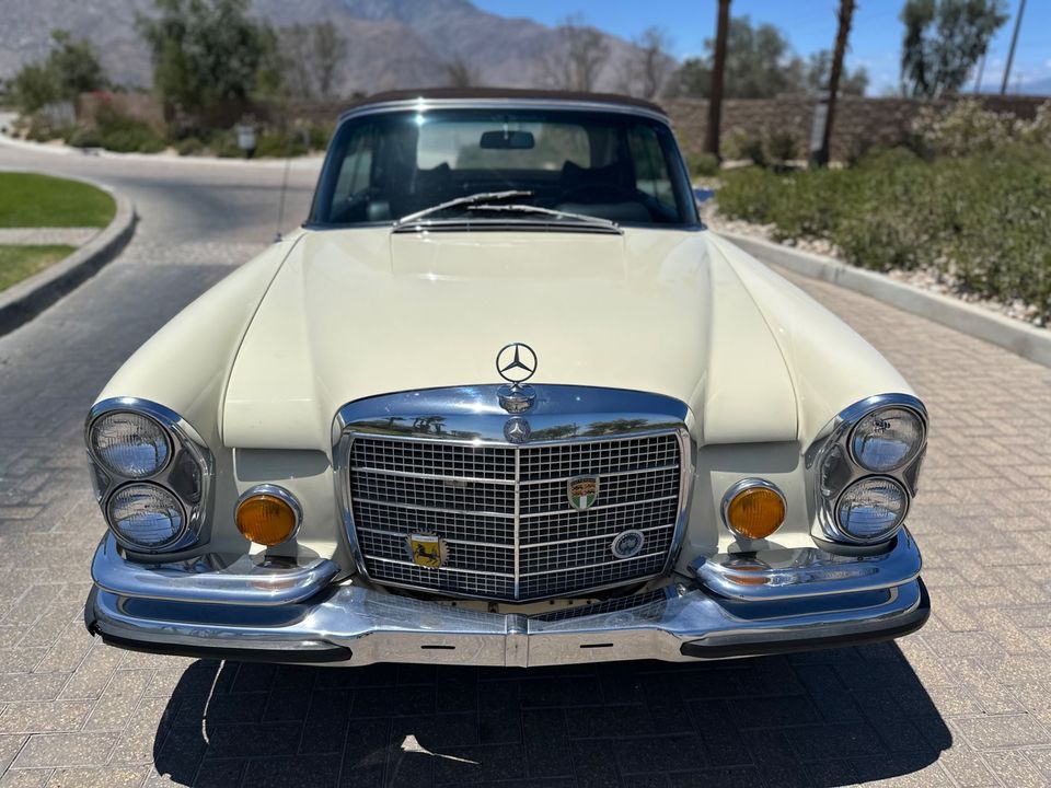 1970 Mercedes-Benz 280SE