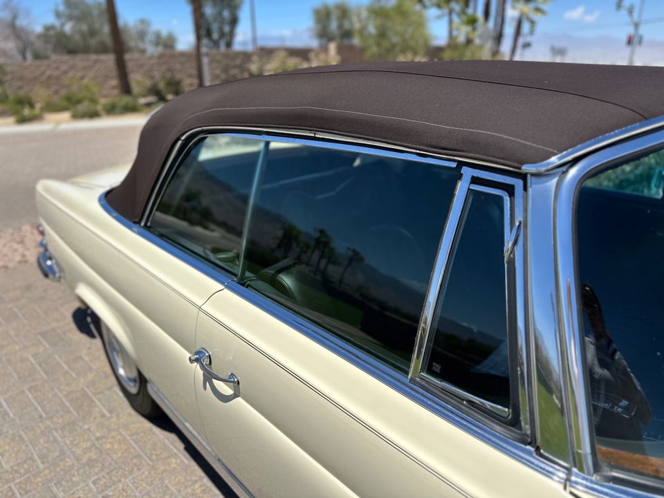 1970 Mercedes-Benz 280SE