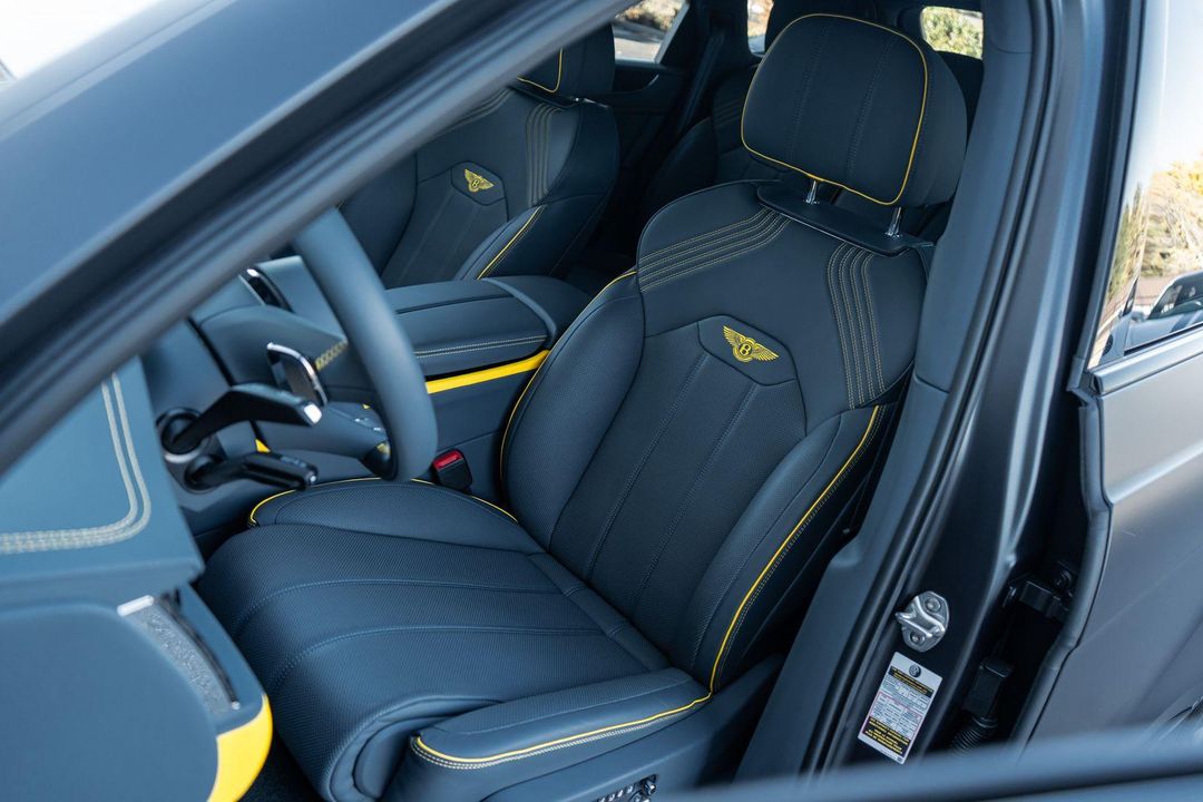 2025 Bentley Bentayga